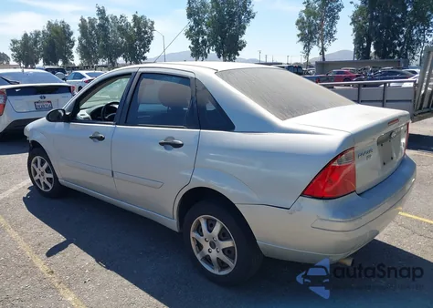 2005 Ford Focus Zx4 z USA, uszkodzony, nr VIN 1FAFP34N35W257578